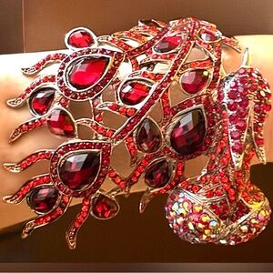 YACQ Big Peacock Silver-Tone Hinged Cuff Bracelet w Red &Iridescent Red Crystals